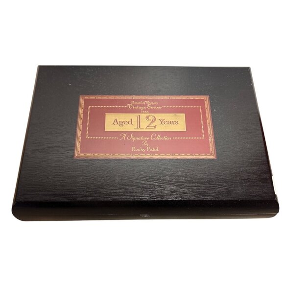 Rocky Patel Vintage Series Black Wooden Cigar Box Aged 12 Years Collectible Stor - Picture 1 of 13